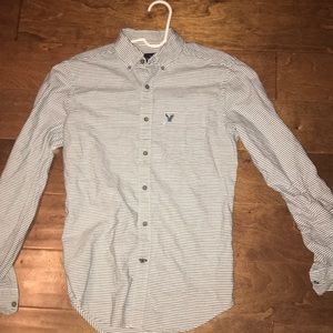 Long sleeve American eagle button up